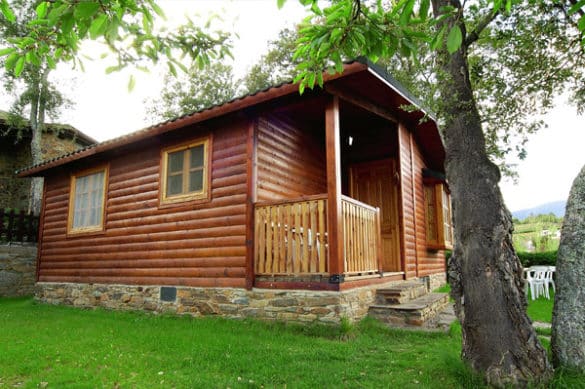 15 campings con bungalows y cabañas para alojarse a todo lujo