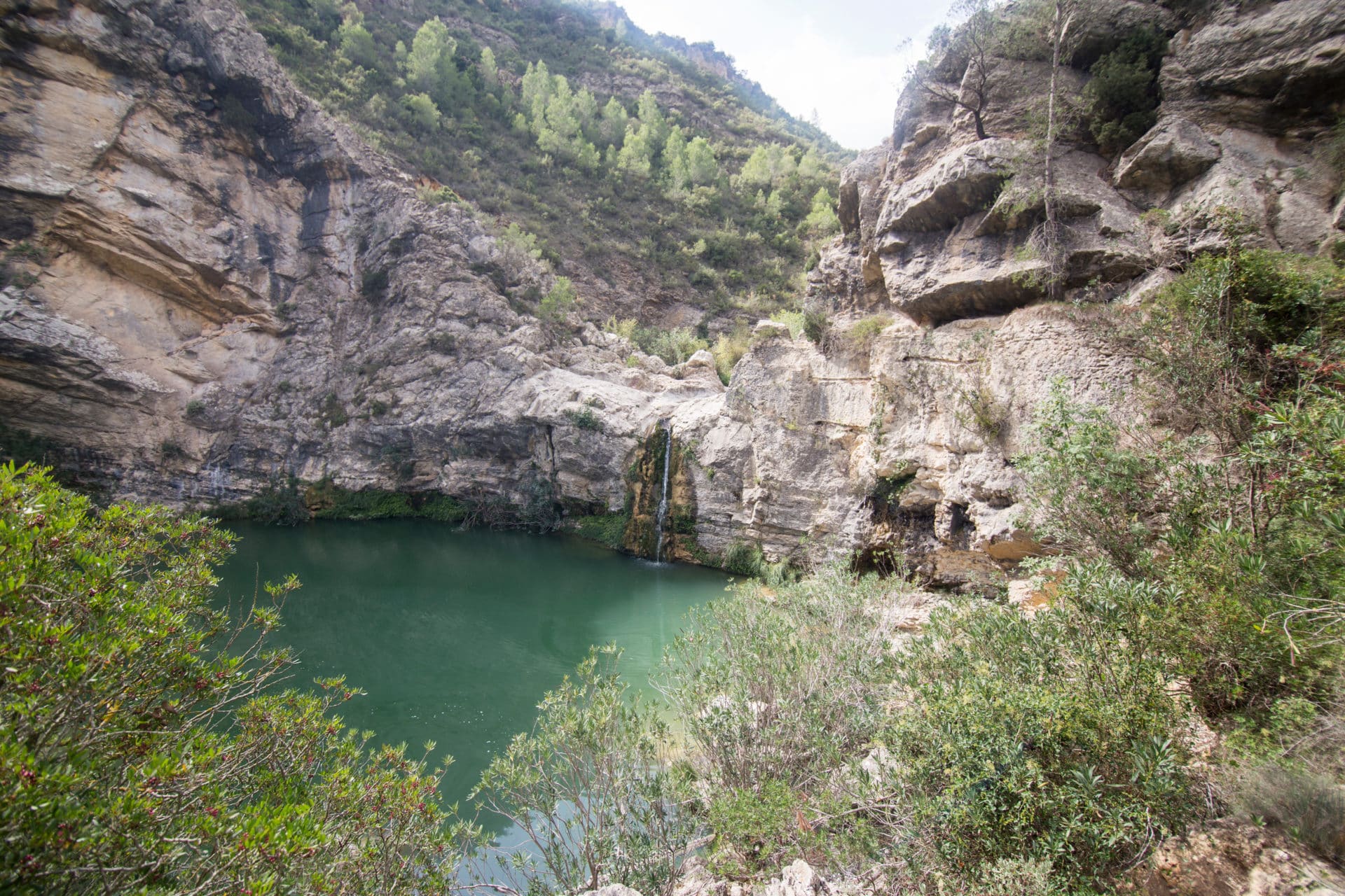 Ruta Por El Barranco De La Encantada Entre Pocas Y Cascadas