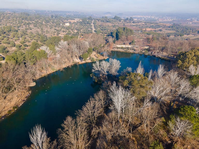 El Lago De Anna Una Piscina Natural Y Su Gran Laberinto