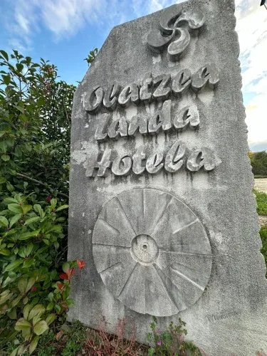 Olatzea Landa Hotela