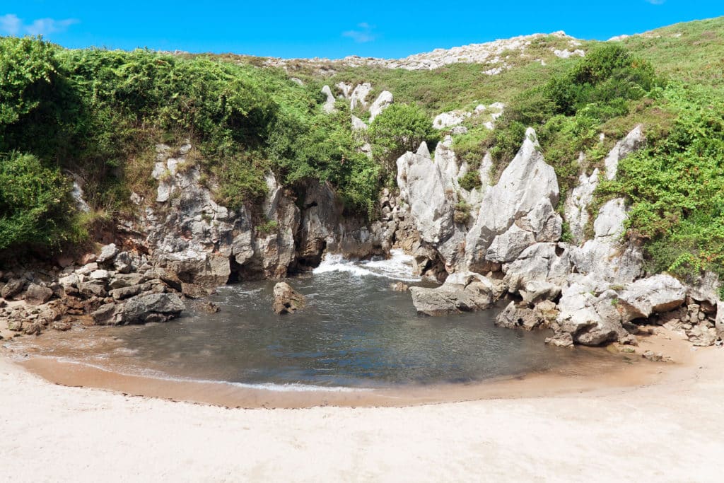 Playa de Gulpiyuri