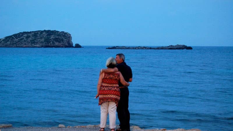 Momento romántico frente al mar