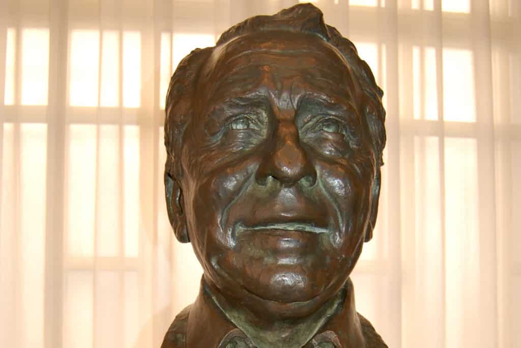 Busto Paco Martínez Soria