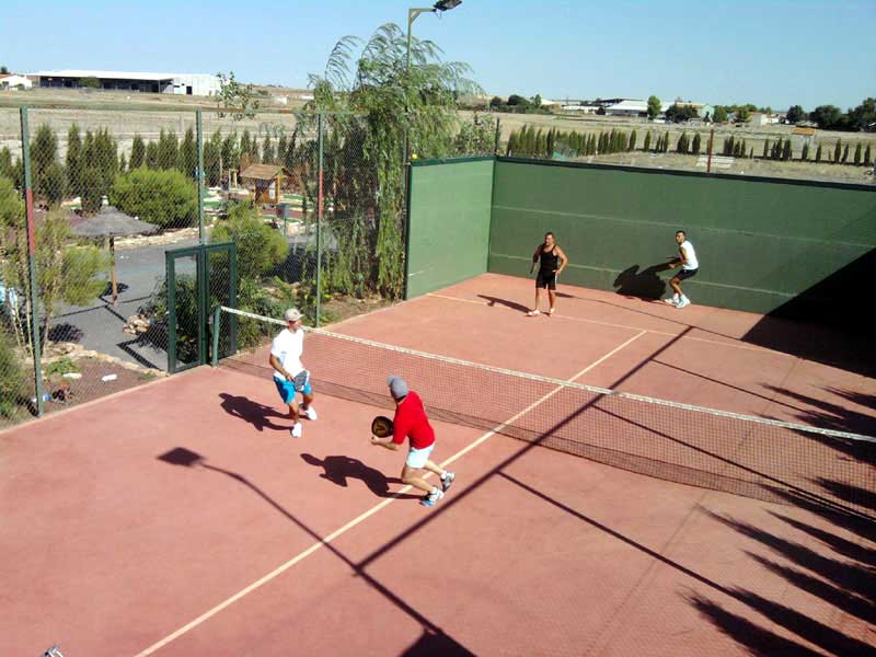 casa rural pistas de pádel