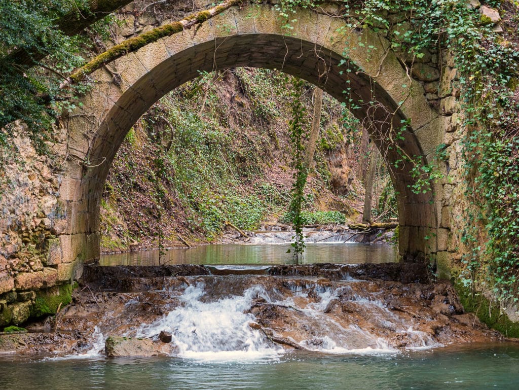 Puente sobre el río Inglares