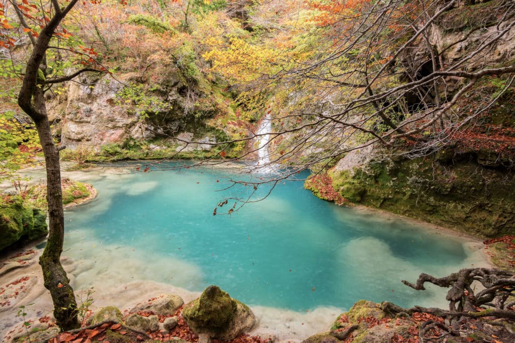 rincones maravillosos en España. Urederra