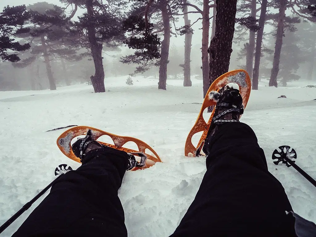 Las rutas con raquetas de nieve son una buena forma de conocer la sierra de Guadarrama.