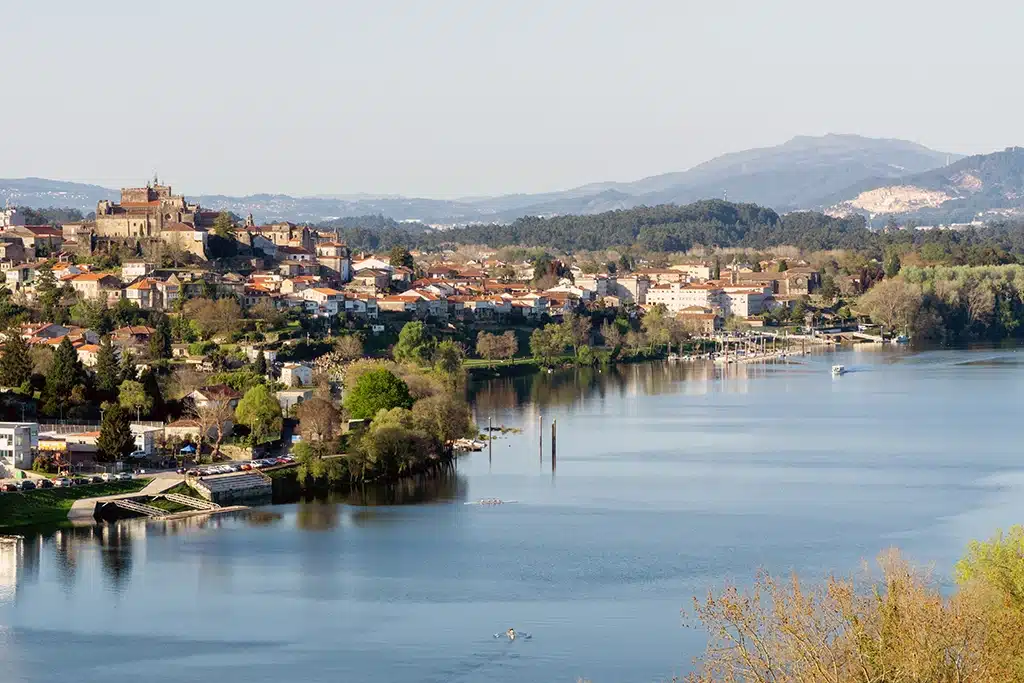 Río Miño en Tui