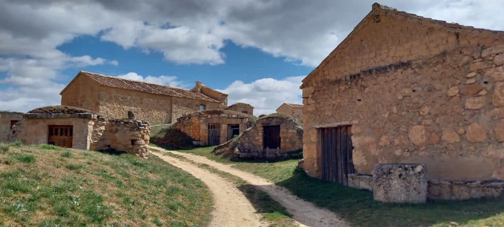 Zona de bodegas y merenderos en Atauta