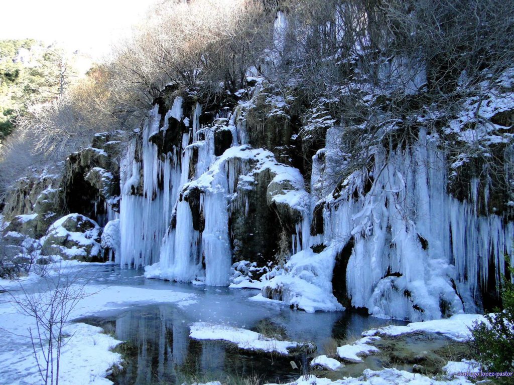 Ruta para ver el Nacimiento del Río Cuervo en Invierno