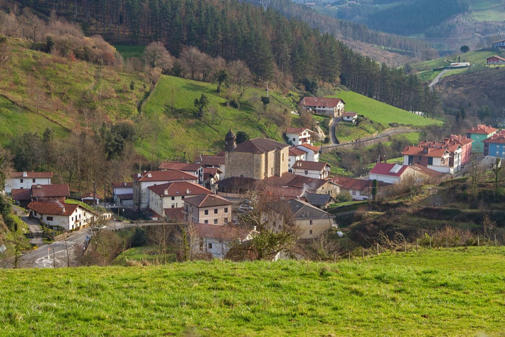 Panorámica del pueblo de Bolibar