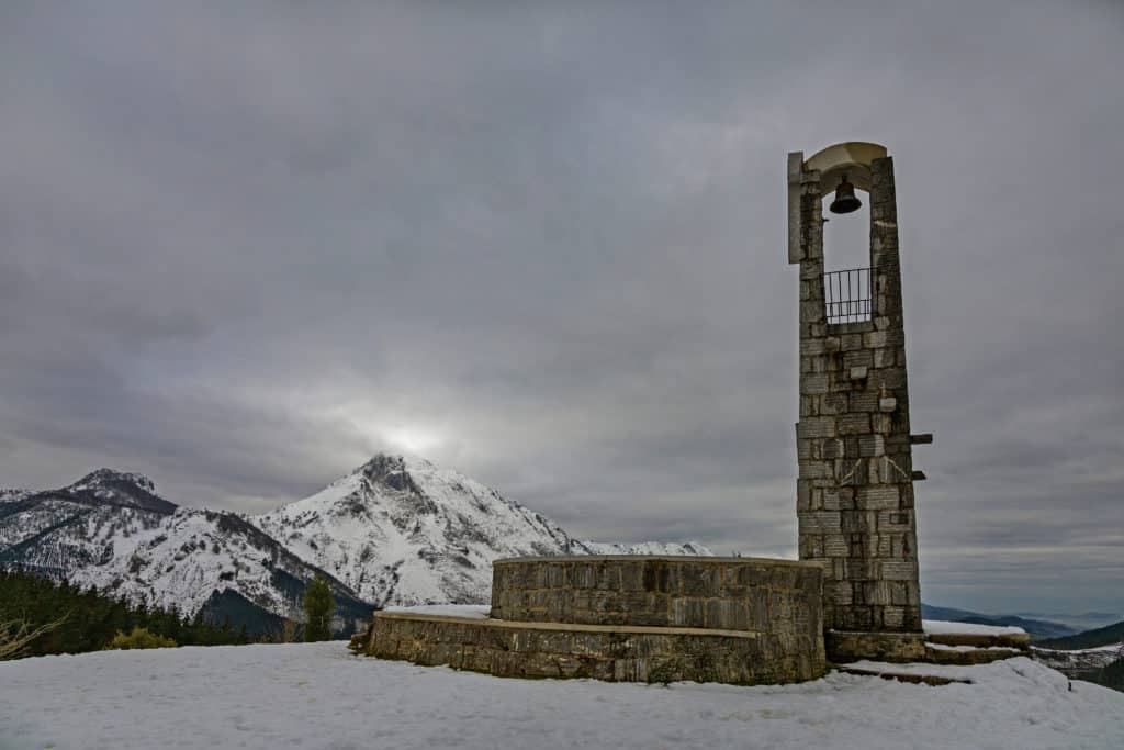 Besaide, kilómetro 0, nevado. Por Alberto