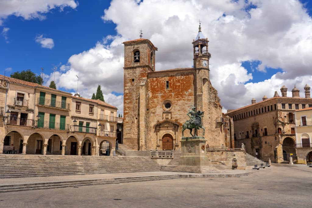 Escultura de Francisco Pizarro en Trujillo