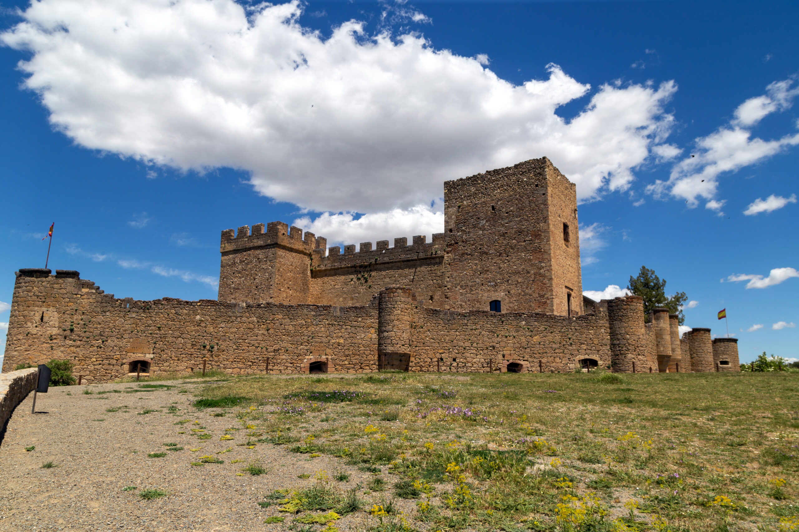 Leyendas románticas: Castillo de Pedraza