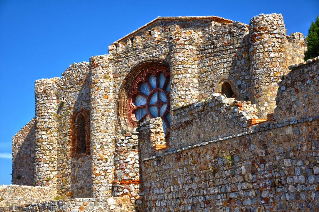 Iglesia del castillo de Calatrava la Nueva en Aldea del Rey, Ciudad Real.