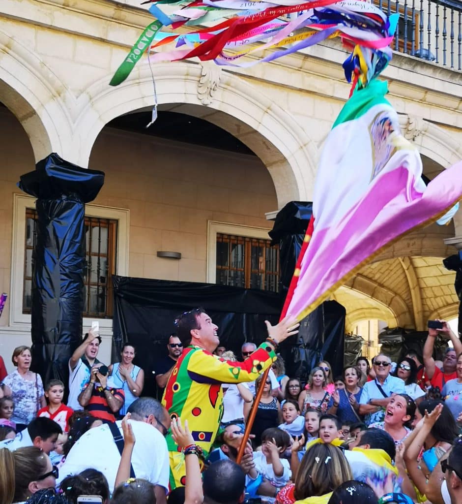 El cascamorras ondea su bandera