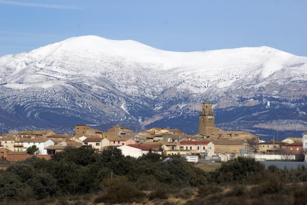 Angüés, pueblo gobernado por mujeres