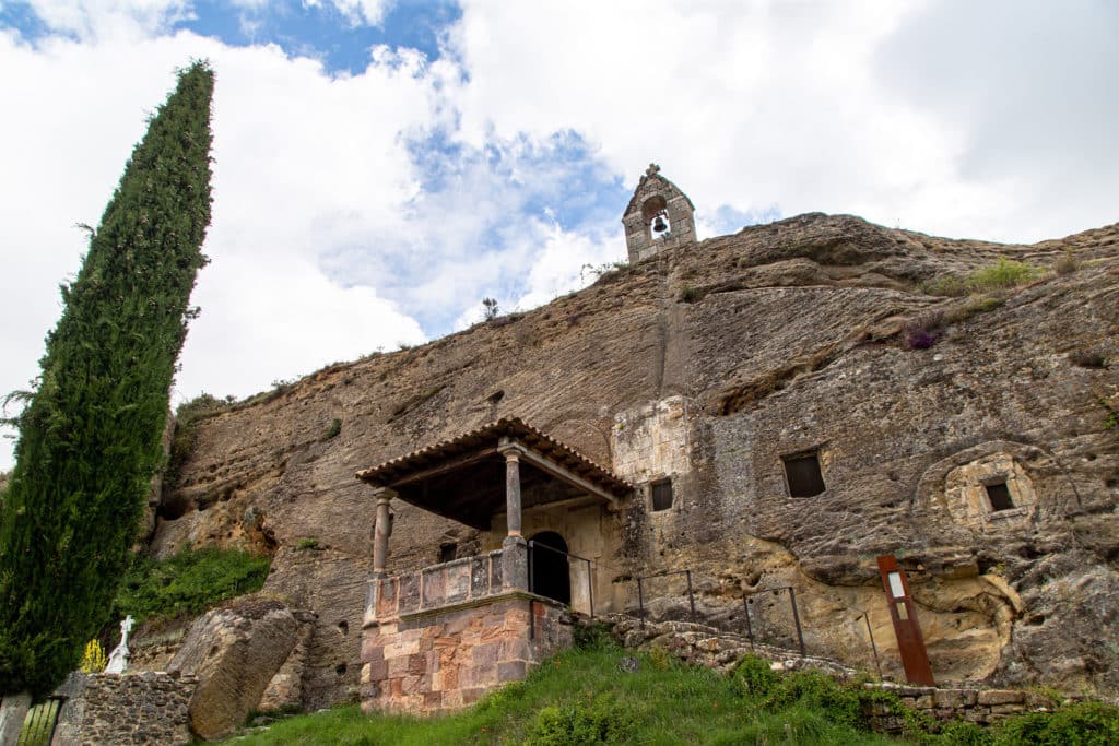 Iglesia rupestre de los Santos Justo y Pastor