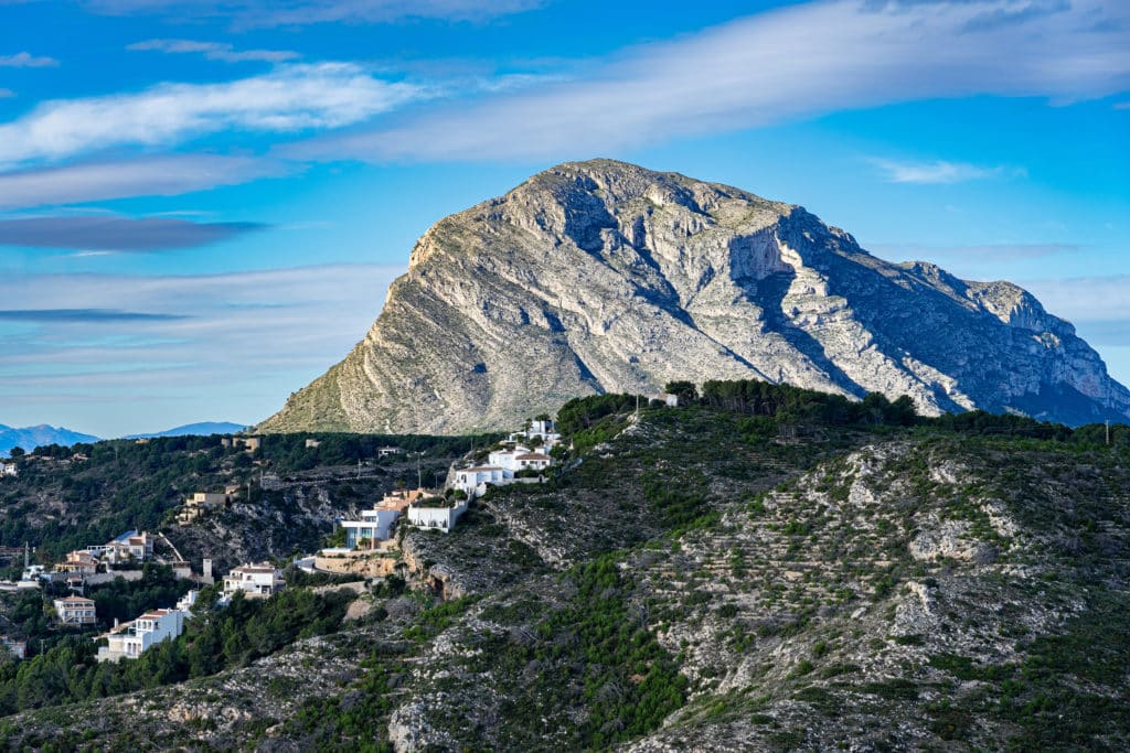 Cima del Montgó desde Jávea (Alicante)