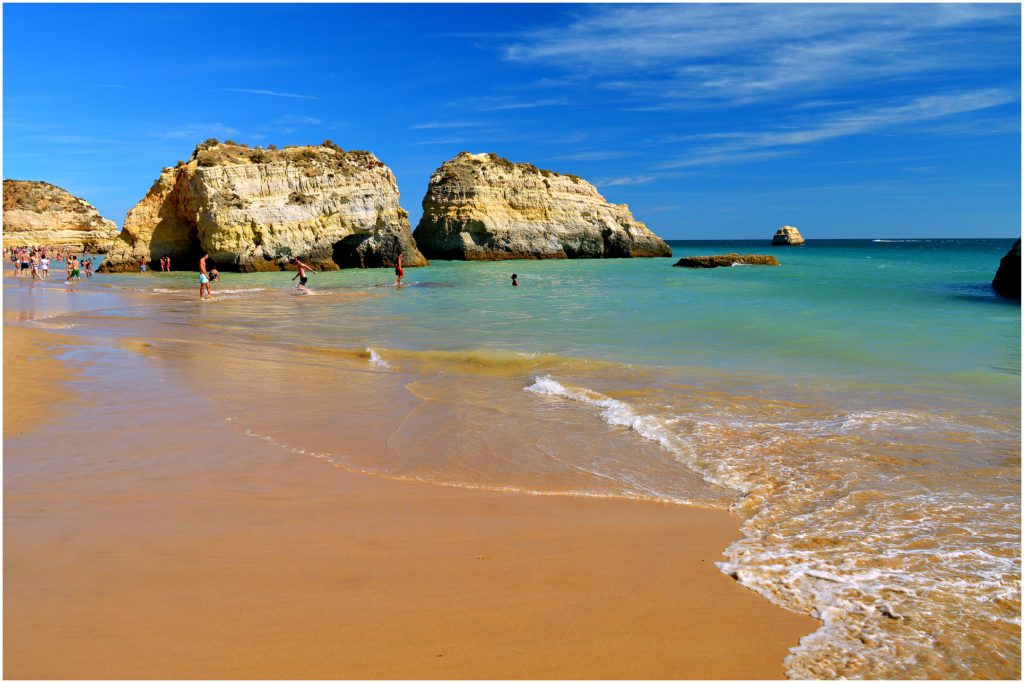 Praia dos Três Irmãos