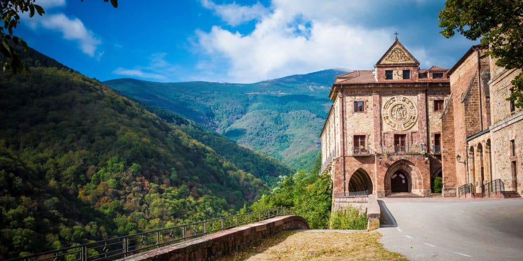 Monasterio de Nuestra Señora de Valvanera, en Anguiano