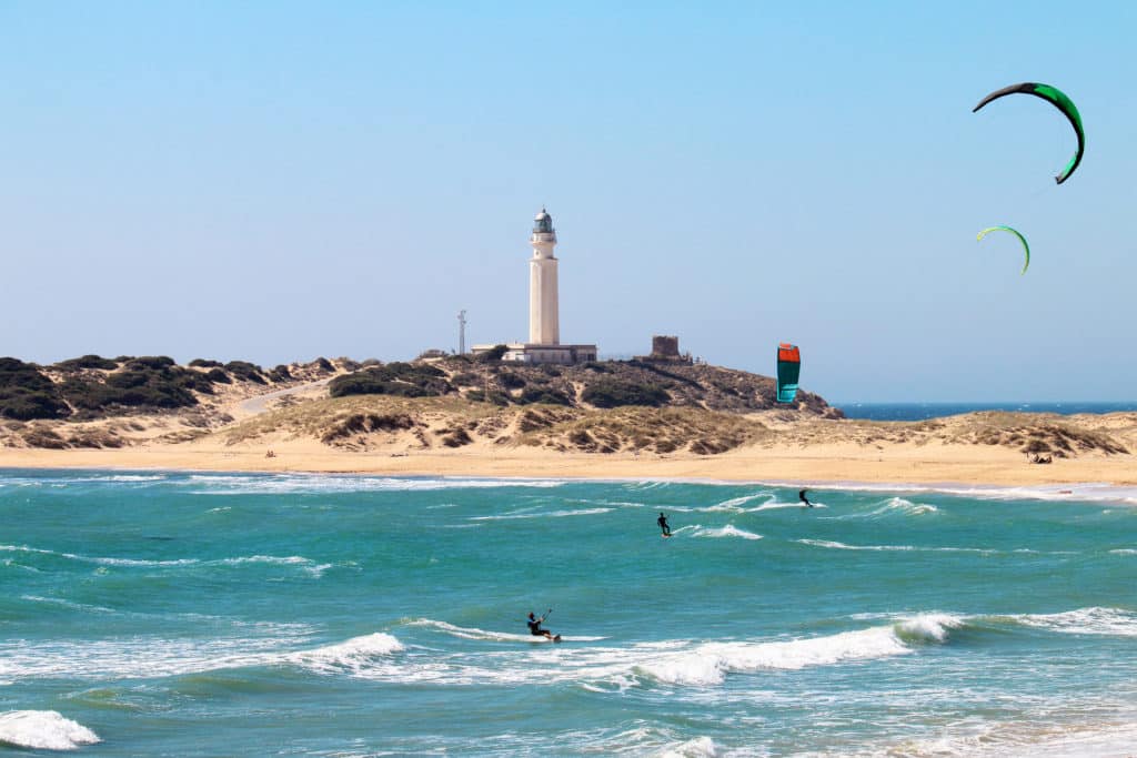 Tómbolo de Trafalgar, una de las playas declaradas Monumento Natural