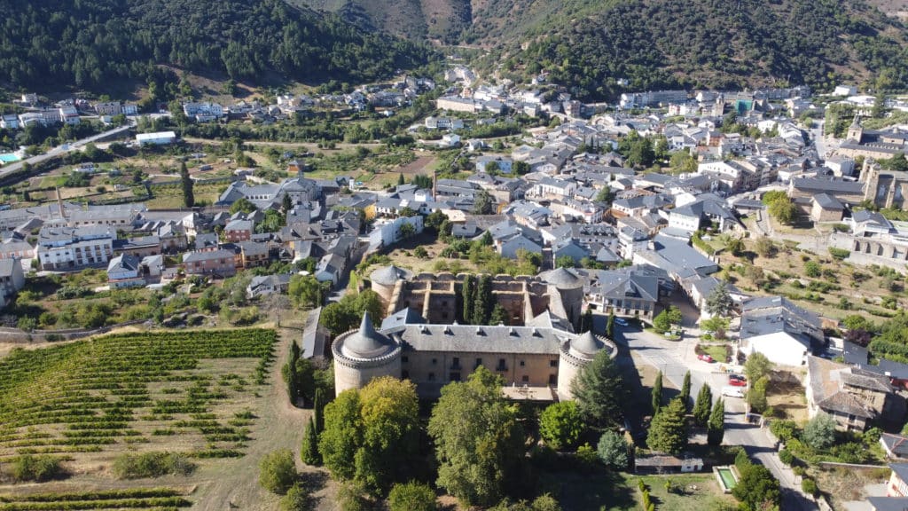 Villafranca del Bierzo, uno de los pueblos más bonitos de León.