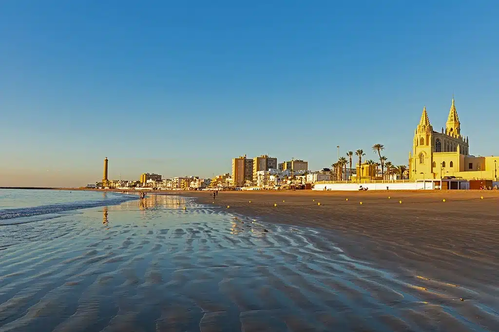 Playa de Chipiona, el único municipio preparado para un tsunami