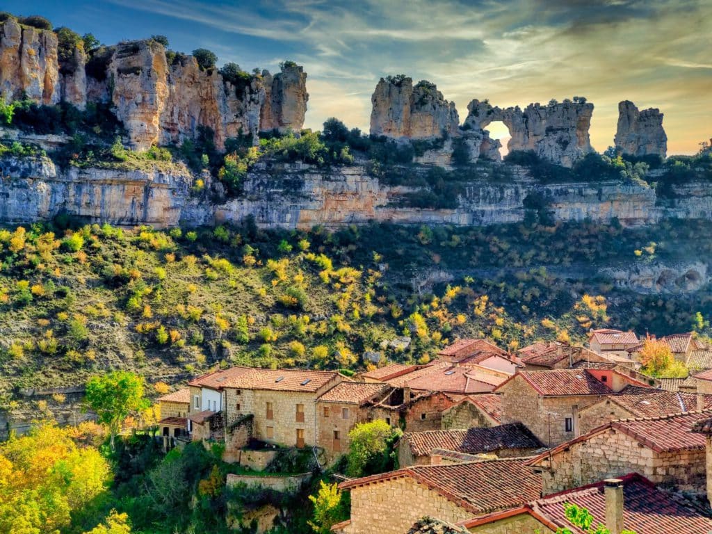 Ver África en Orbaneja del Castillo