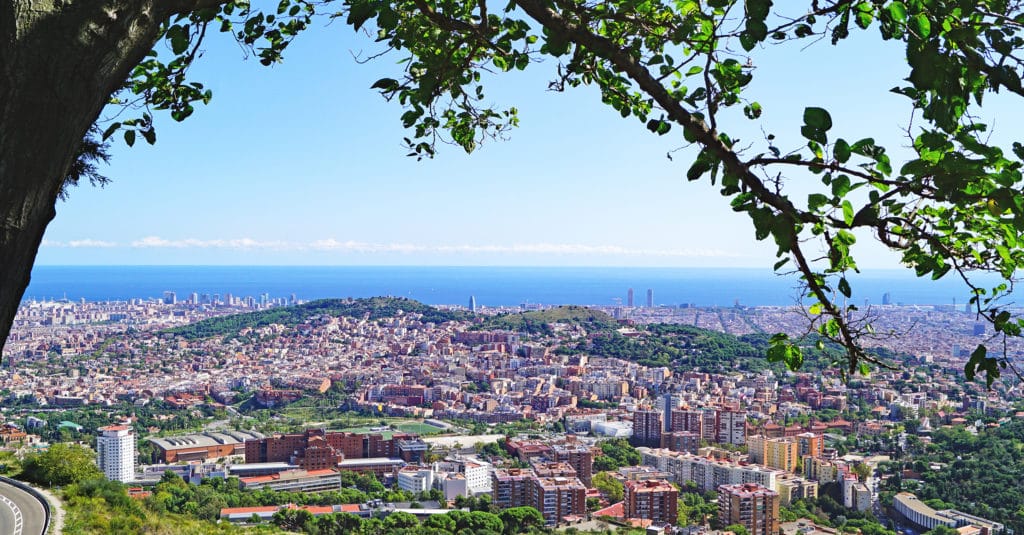 Vistas de Barcelona desde la carretera de la Rabassada