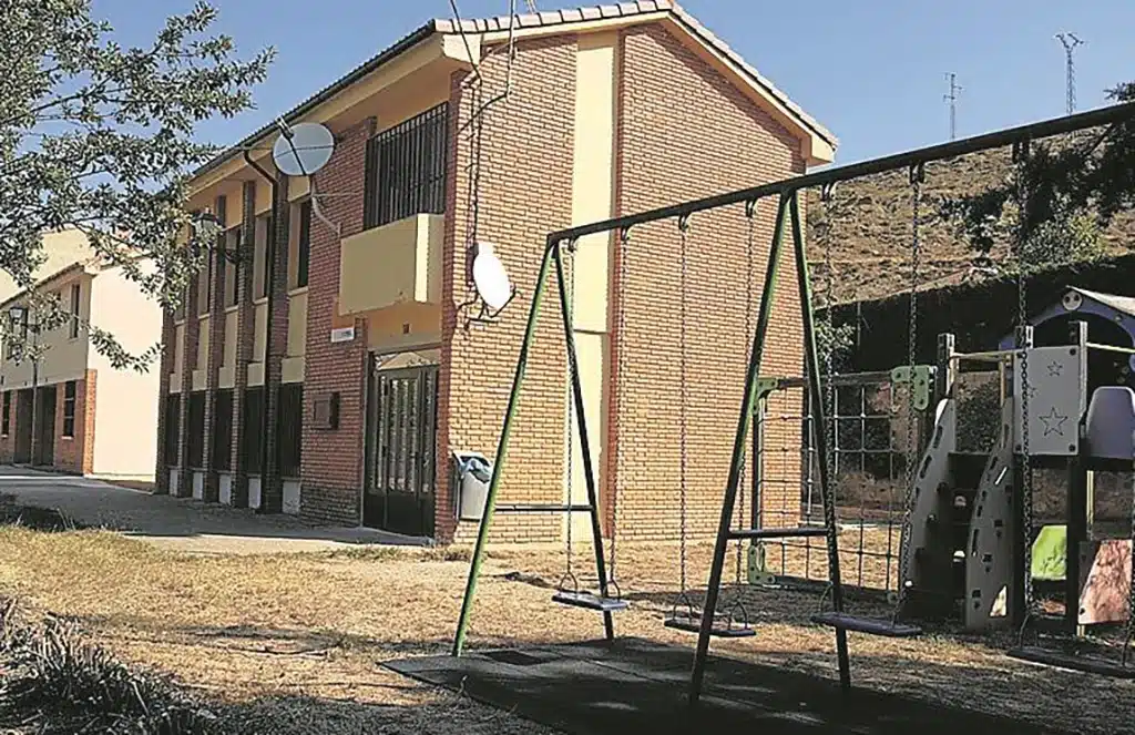 Escuela Camarena de la Sierra. Cedida por el Ayuntamiento de la localidad