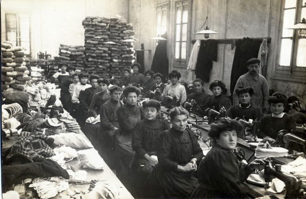 La Ruta de las Golondrinas, mujeres que cruzaban los Pirineos para trabajar en la industria de la alpargata