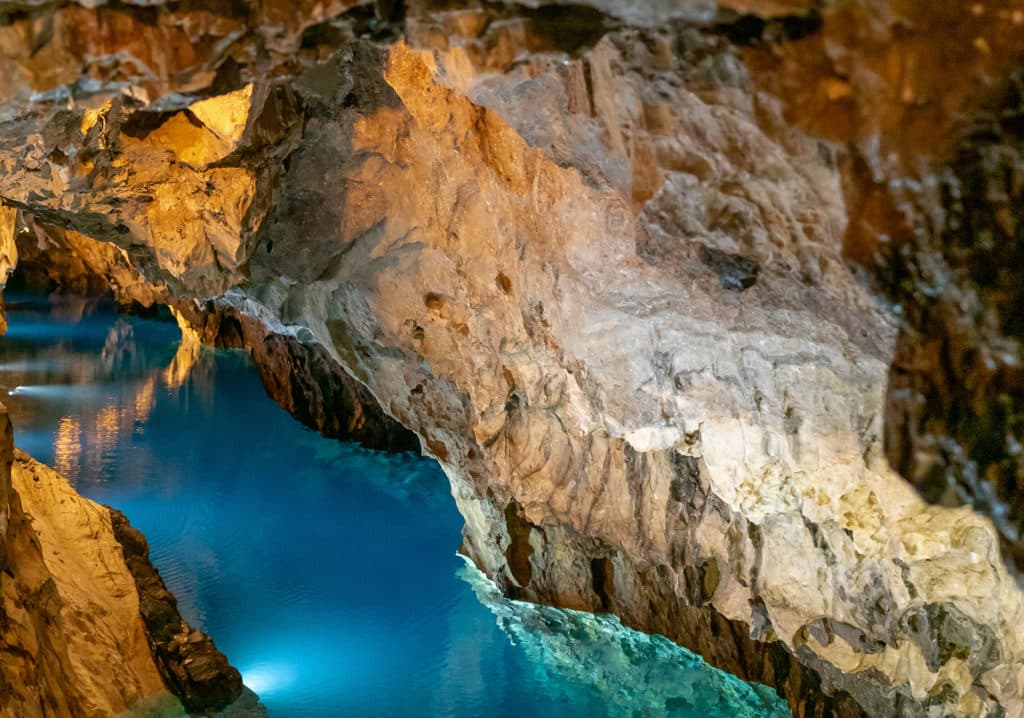 Paisajes de España: Gruta de las Maravillas