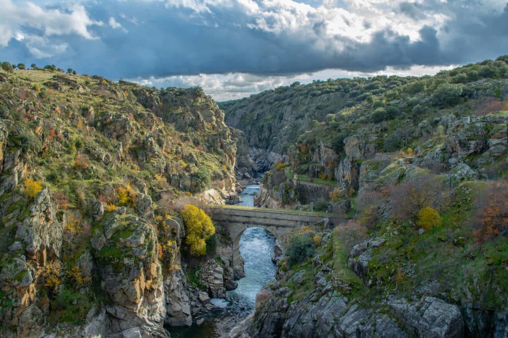 Ruta por los cañones del río Lozoya, Sierra Norte, Madrid, Spain