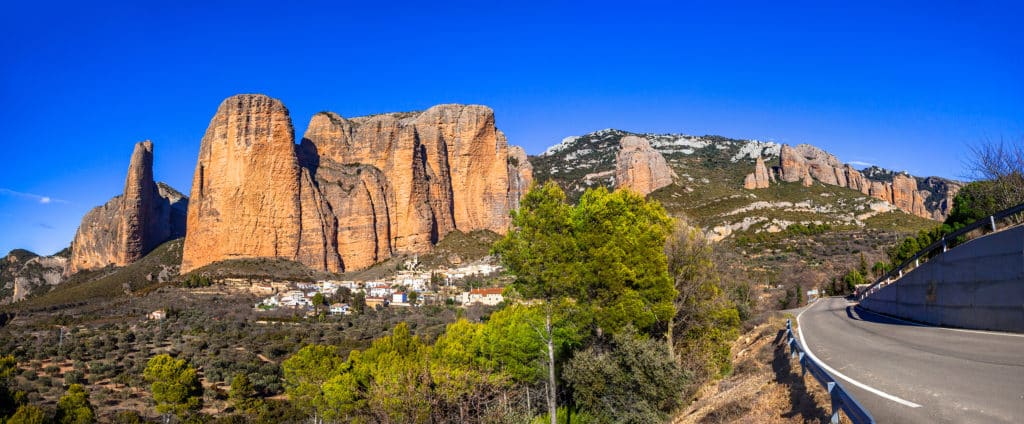 carreteras bonitas: Mallos de Riglos