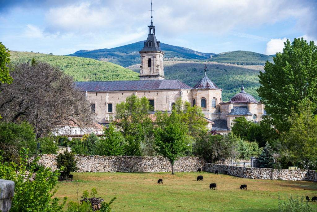 Rutas con niños. Monastery of Santa Maria del Paular