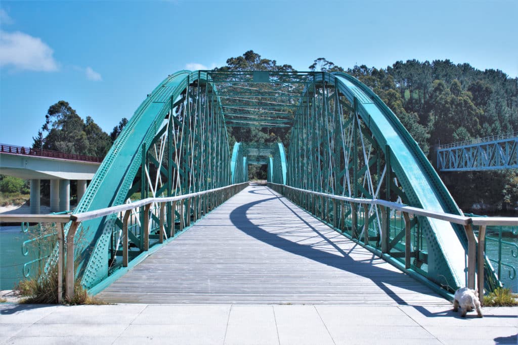 Puente peatonal O Barqueiro