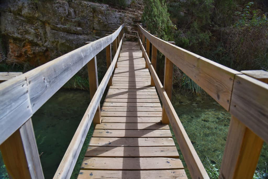 Ruta por los estrechos del río Ebrón