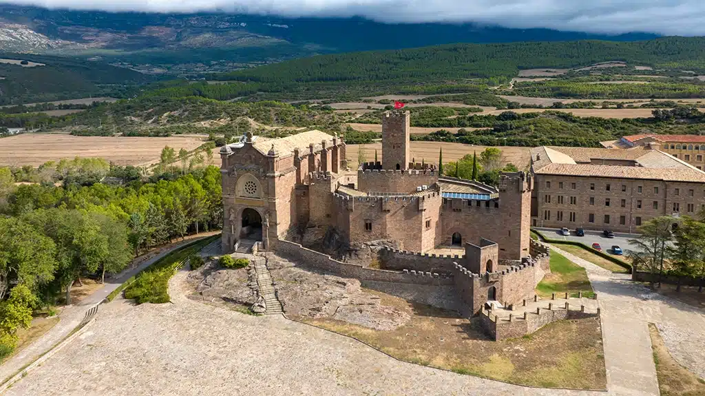 Castillo de Javier (Navarra), destino final de los peregrinos de las Javieradas. Por Antonio Ciero