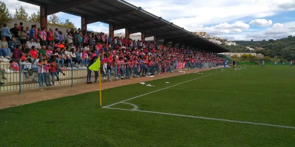 Campo de fútbol san Mamés de Aroche (Huelva). 