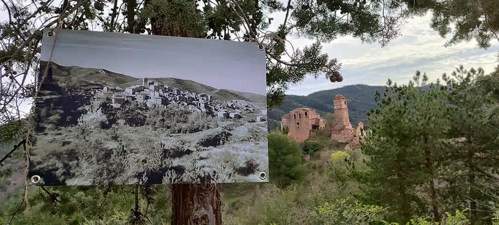 «Memorias al óleo», pintura de Turruncún durante la jornada del Día Internacional del Paisaje el pasado 20 de octubre. Foto parroquia de Arnedo