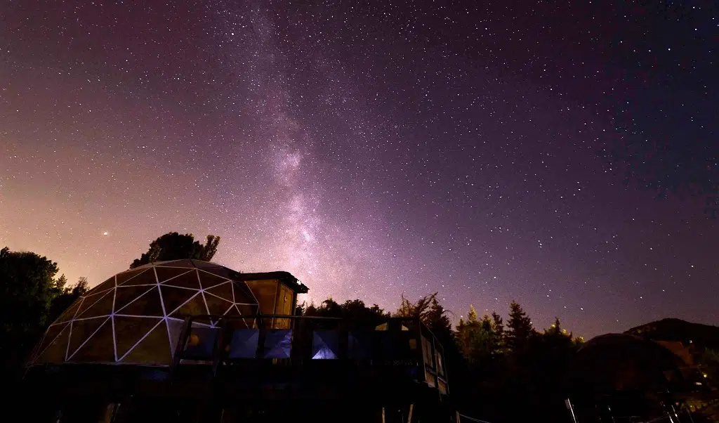 Alojamientos burbuja en el Hotel Estrelles de Prades