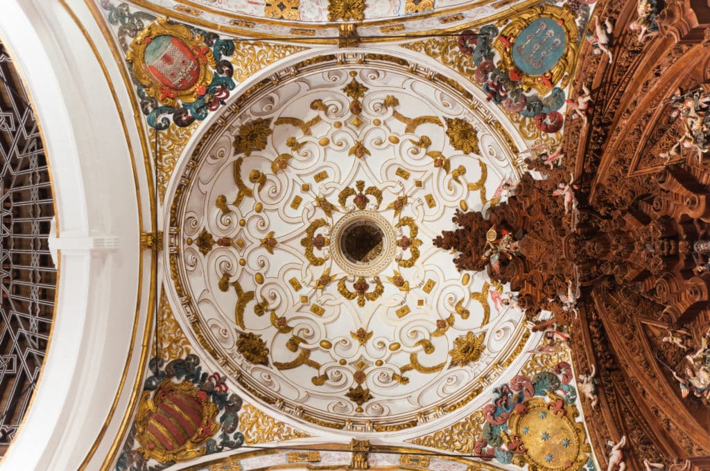 Cúpula del altar mayor en la iglesia del Carmen de Antequera. Por Enrique David García