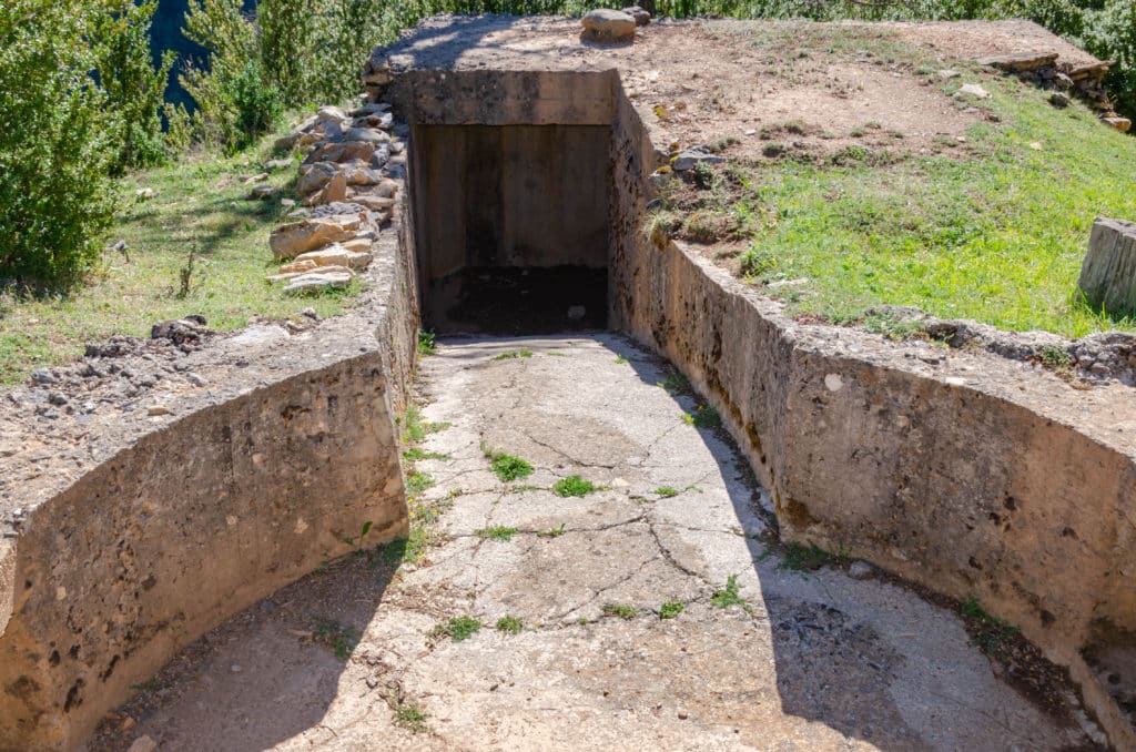 Búnker en Ruta Búnkers de Lanuza. Por Ayuntamiento de Sallent de Gállego