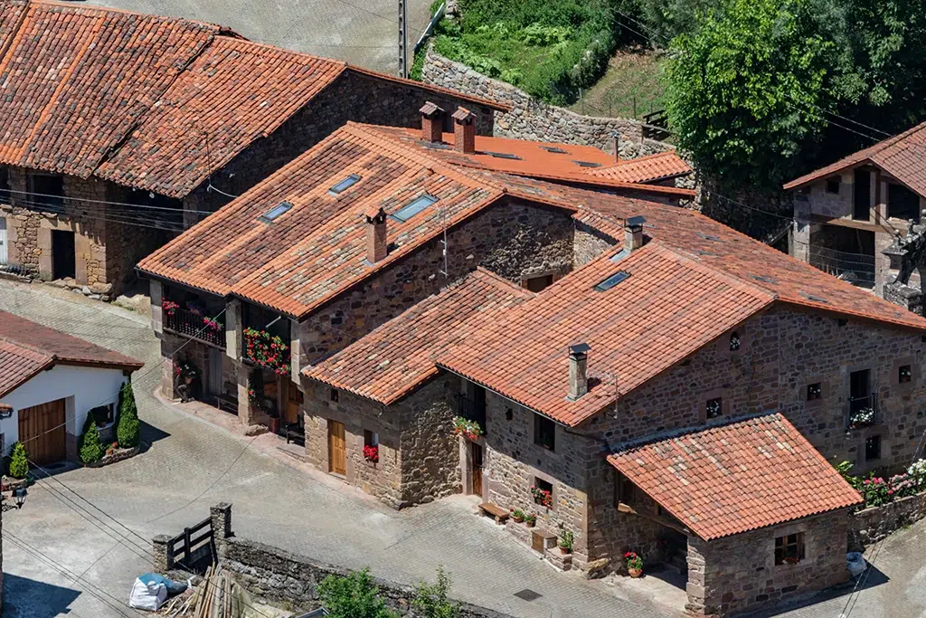 Barrio de San Pedro, cerca del monte Carmona