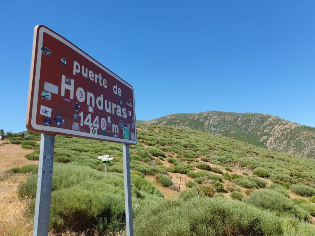 Cima del puerto de Honduras en el valle del Ambroz. Por Carlos.