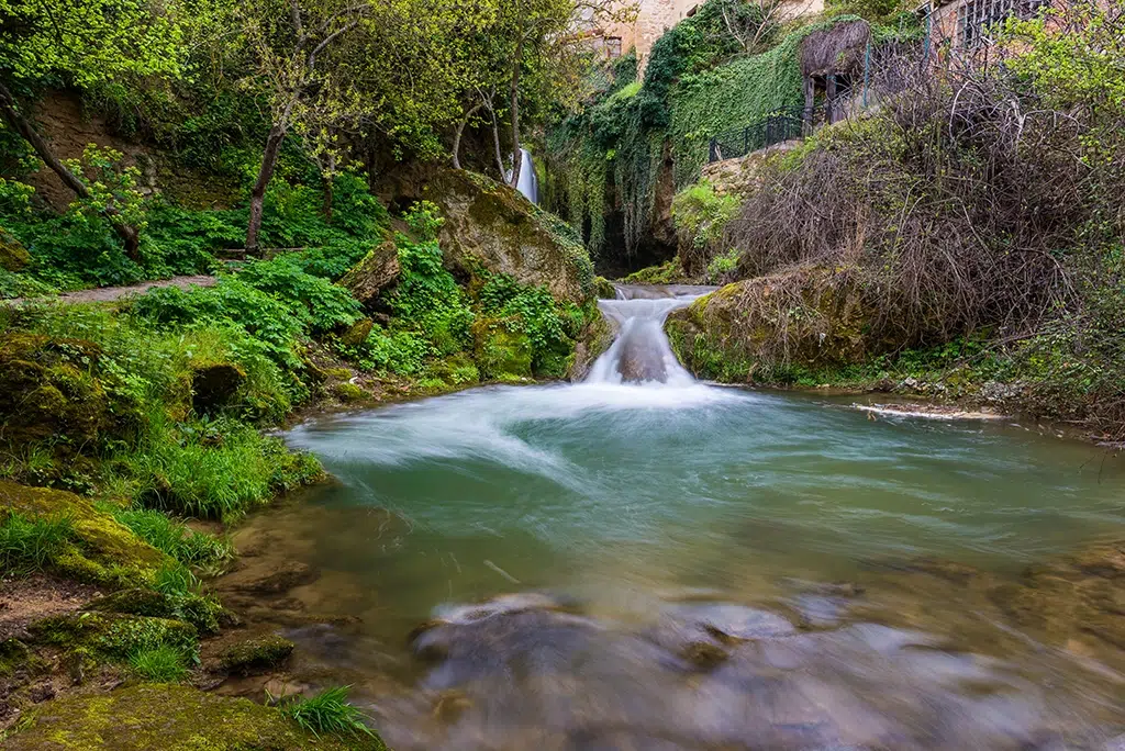 Ruta por las cascadas de Tobera, en Burgos.