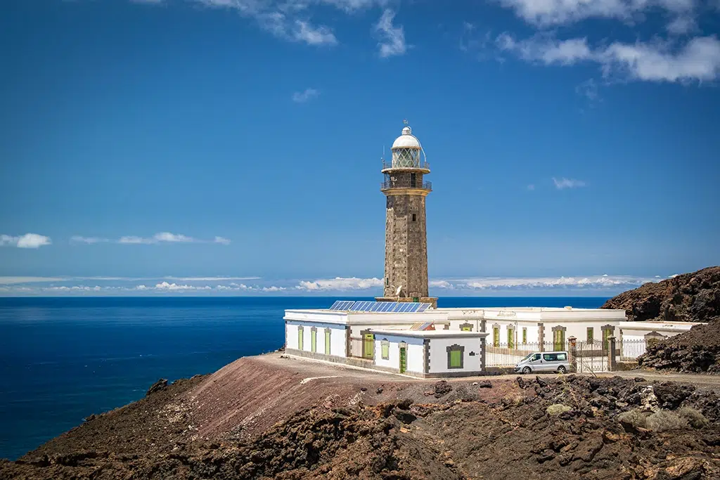 Faro de Orchilla, uno de los extremos de España