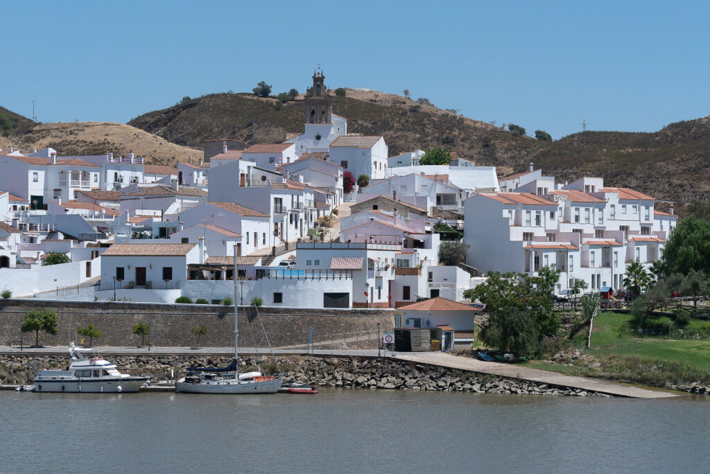 Puerto de Sanlúcar de Guadiana. Por istvanszekany.