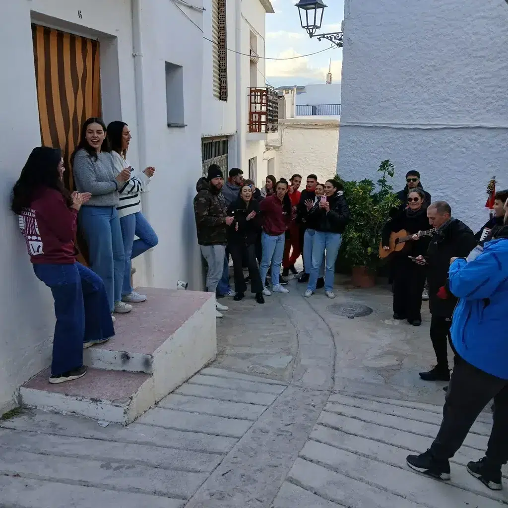 Canto a las Mozuelas en Cáñar (Granada). Por Antonio Funes